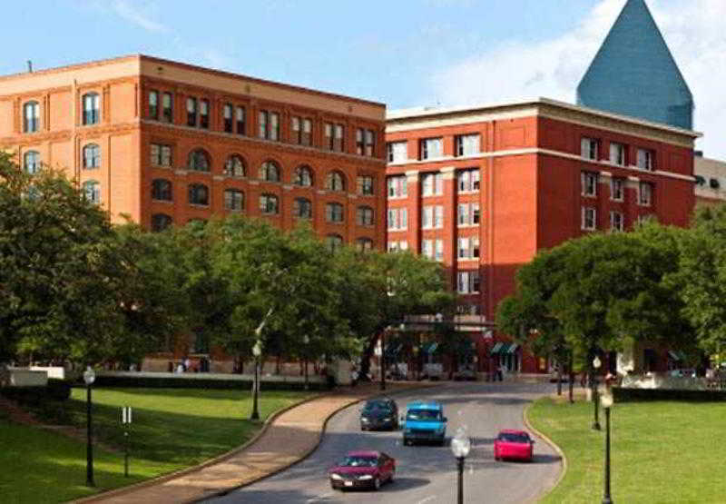 Courtyard Dallas Addison Midway Extérieur photo