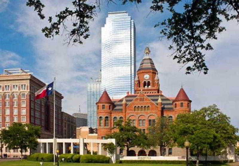 Courtyard Dallas Addison Midway Extérieur photo