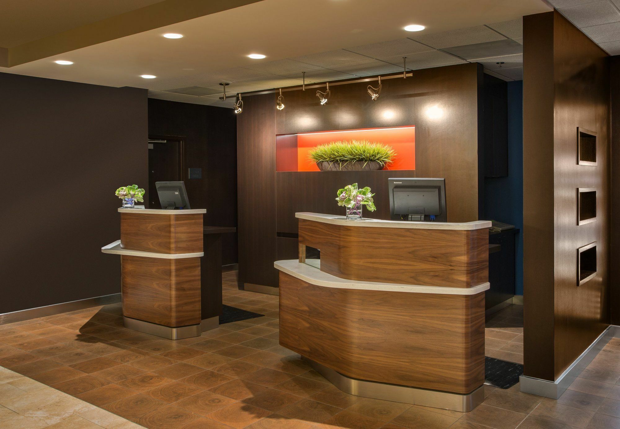 Courtyard Dallas Addison Midway Extérieur photo